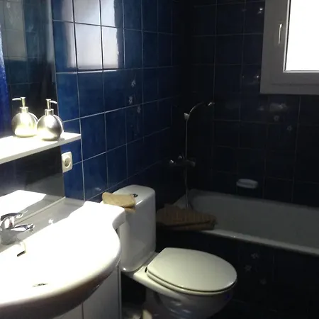 Gloria Near The Lägenhet